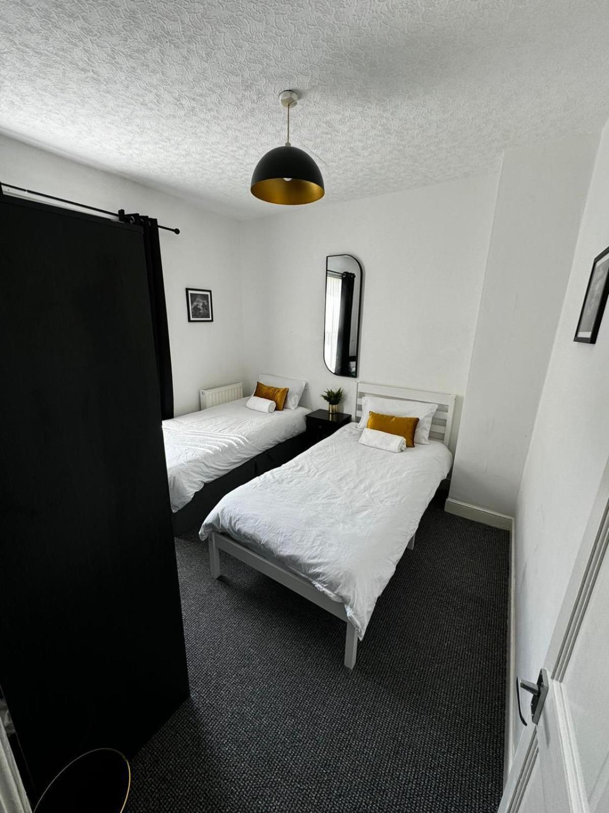 Holiday home Anfield 4 Bed House